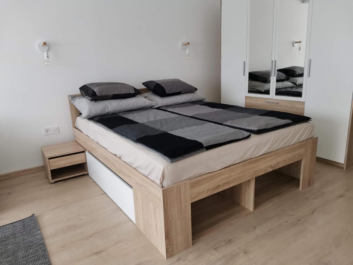 Sweet Life Apartman Eger Extérieur photo